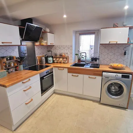Maisonnette En Luberon Apartment Cadenet